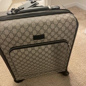 Suitcase gucci multi color